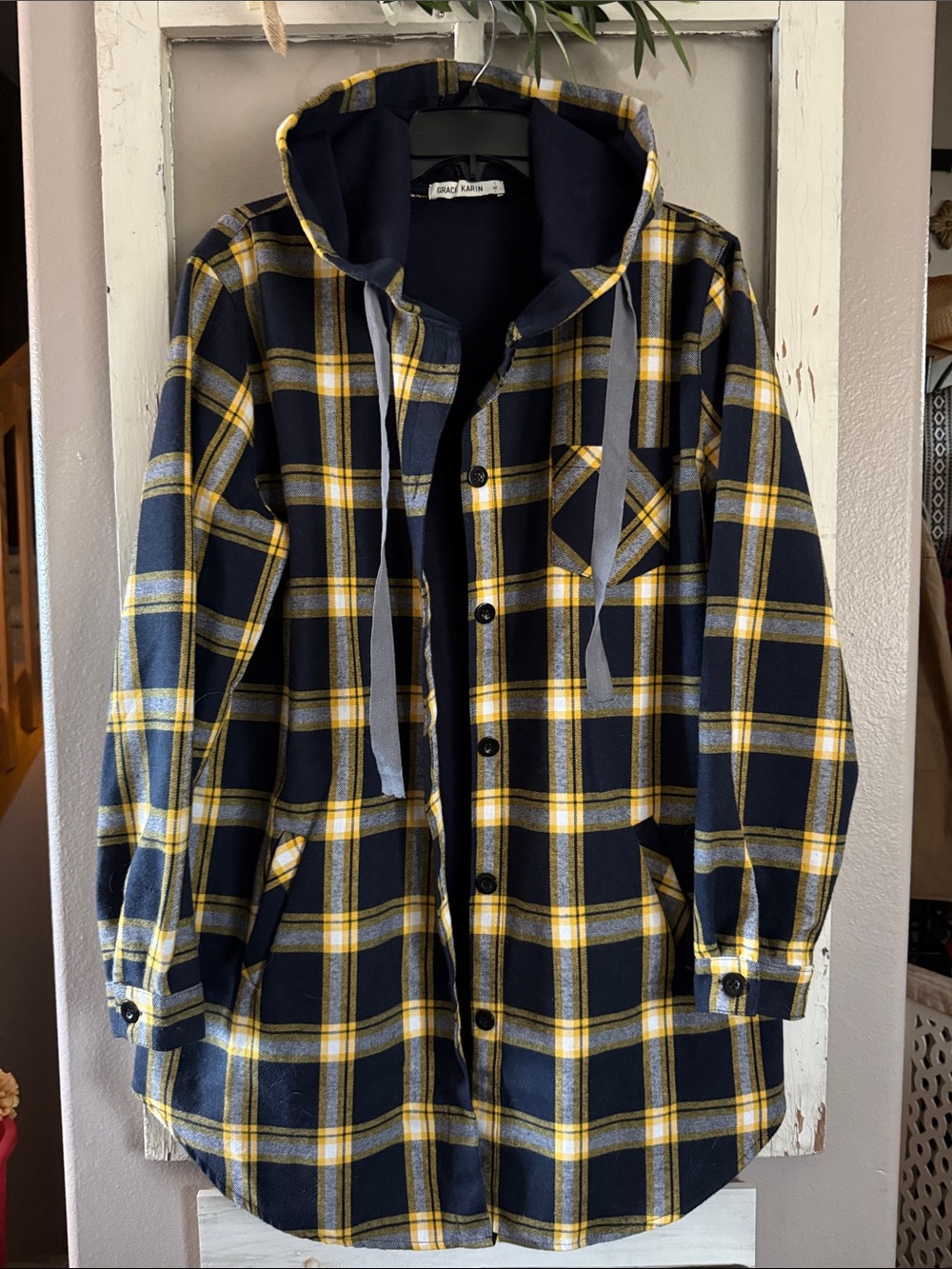 Grace Karin Navy & Yellow Plaid Hooded flannel shacket. New without tags!